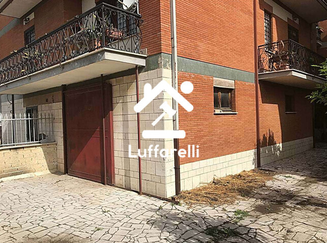 Immagine di APPARTAMENTO VIA GIACOMO MATTEOTTI – COLONNA