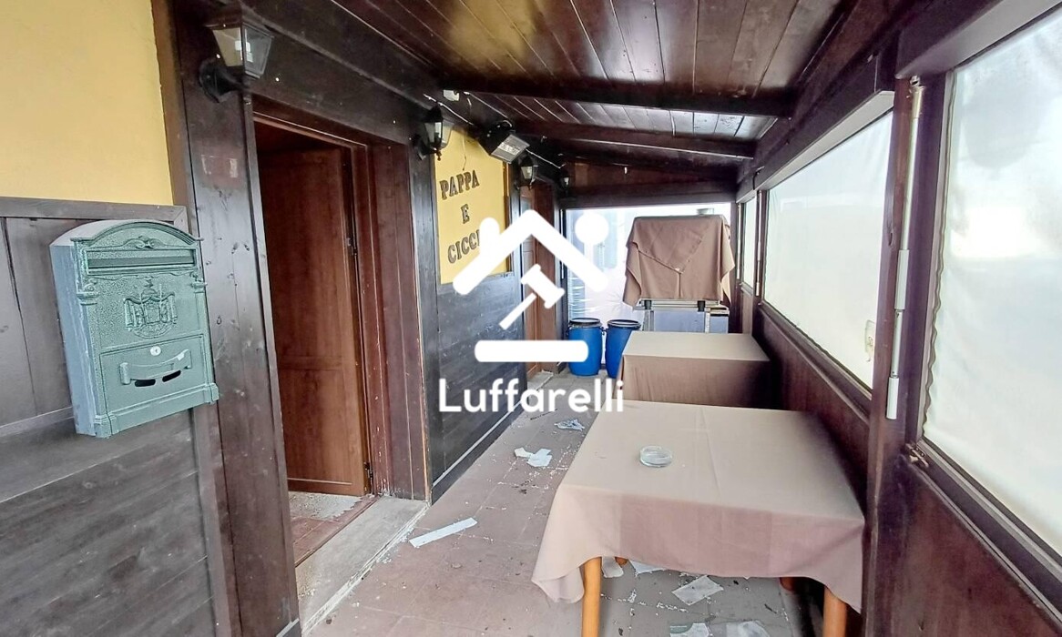 Immagine di LOCALE COMMERCIALE VIA AURELIA NORD – CIVITAVECCHIA