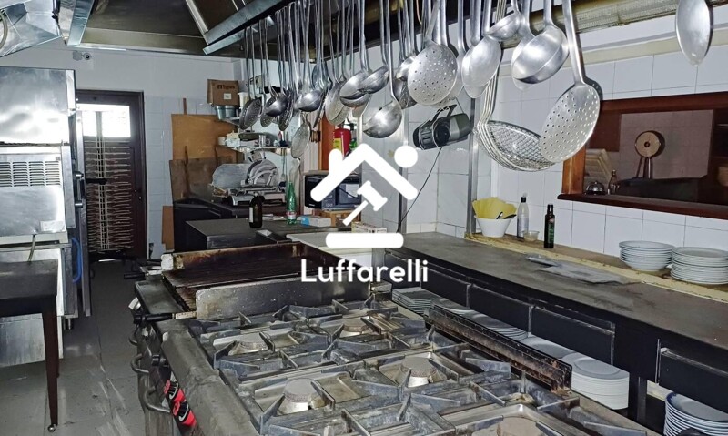 Immagine di LOCALE COMMERCIALE VIA AURELIA NORD – CIVITAVECCHIA