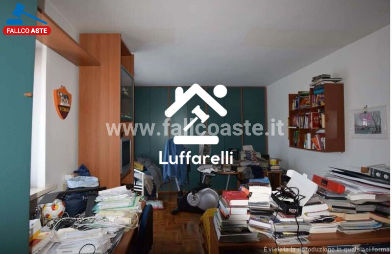 Immagine di LOCALE COMMERCIALE VIA DELLA STELLA – PALESTRINA