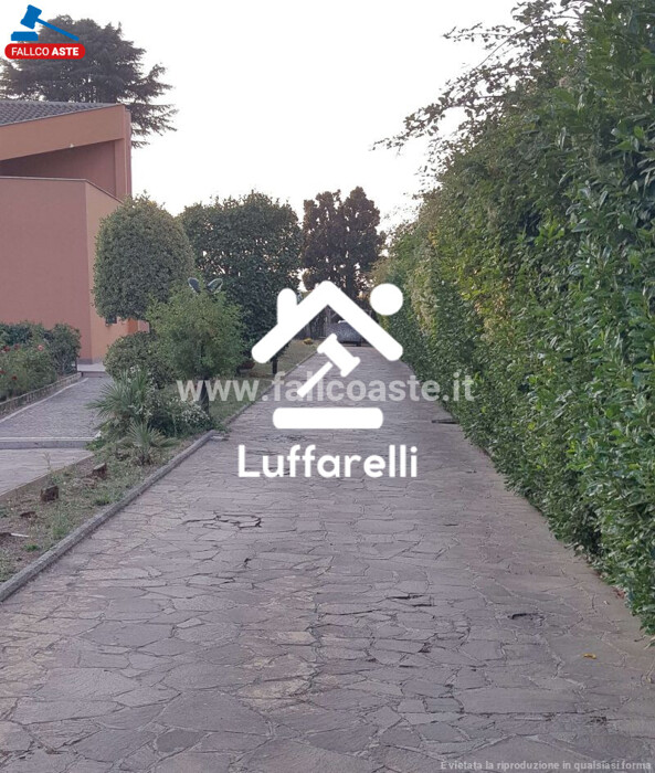 Immagine di LOCALE COMMERCIALE VIA DELLA STELLA – PALESTRINA