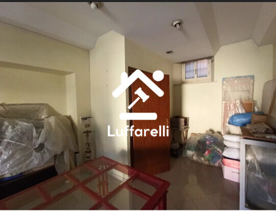 Immagine di LOCALE COMMERCIALE VIA CASAVETERE – FIUGGI