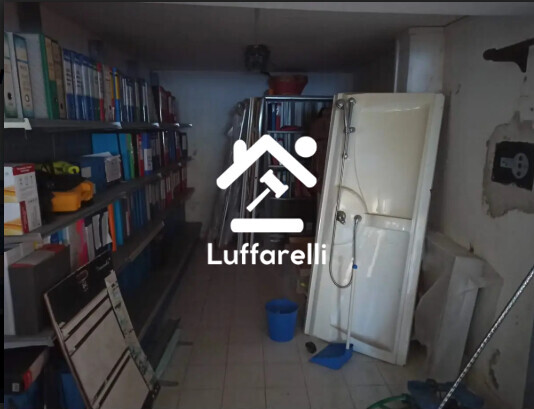 LOCALE COMMERCIALE VIA CASAVETERE - FIUGGI — foto 5