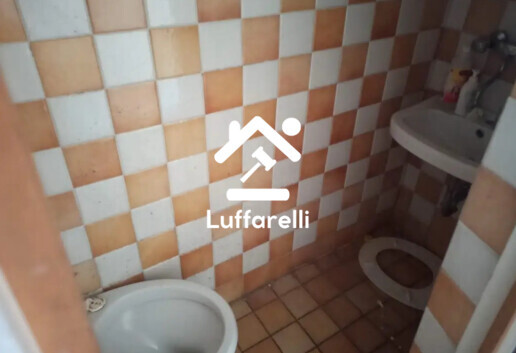 Immagine di LOCALE COMMERCIALE VIA CASAVETERE – FIUGGI