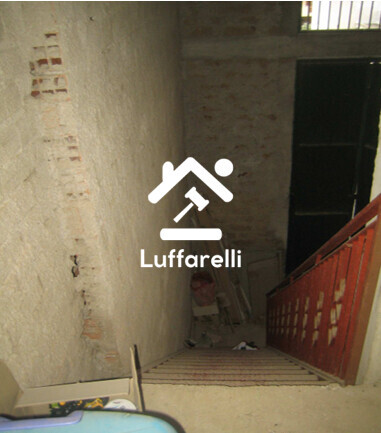 Immagine di LOCALE COMMERCIALE CONTRADA VALLE RITA 21  – CORI