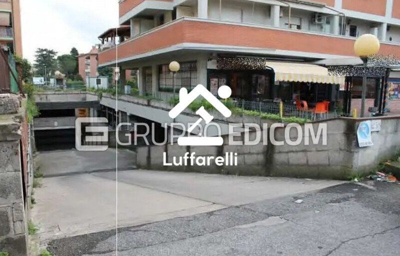 Immagine di LOCALE COMMERCIALE VIA DELLA RUSTICA – ROMA