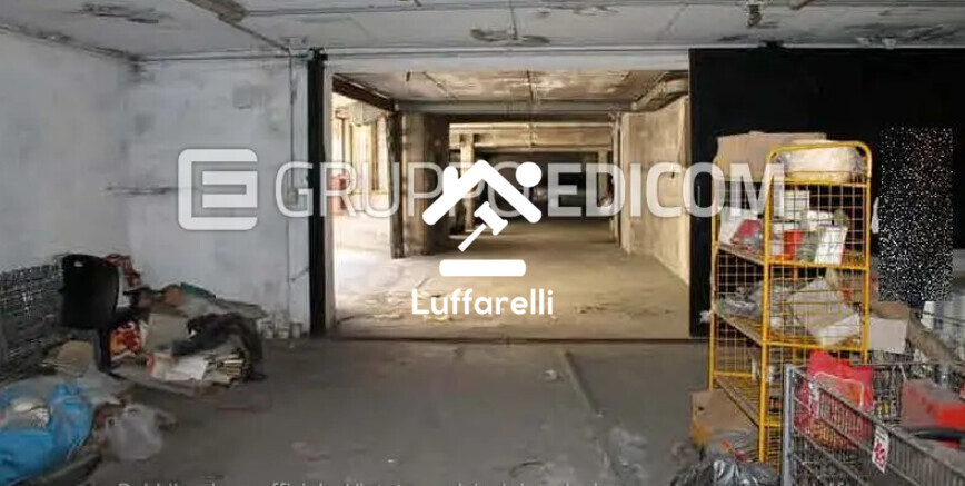 LOCALE COMMERCIALE VIA DELLA RUSTICA - ROMA — foto 4