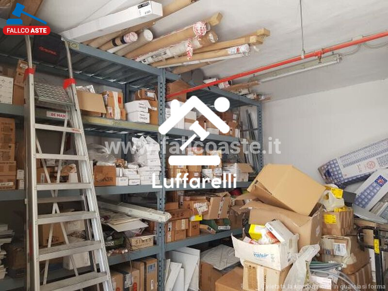 Immagine di GARAGE / POSTO AUTO VIA TIBURTINA – ROMA