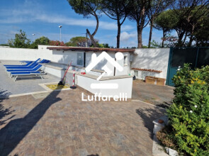 ATTIVITÀ RICETTIVE / SCOPO COMMERCIALE VIA APPIA NUOVA - CIAMPINO — foto 2