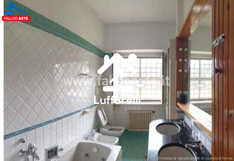 Immagine di APPARTAMENTO VIA DI VALLE DELLA MULETTA – ROMA