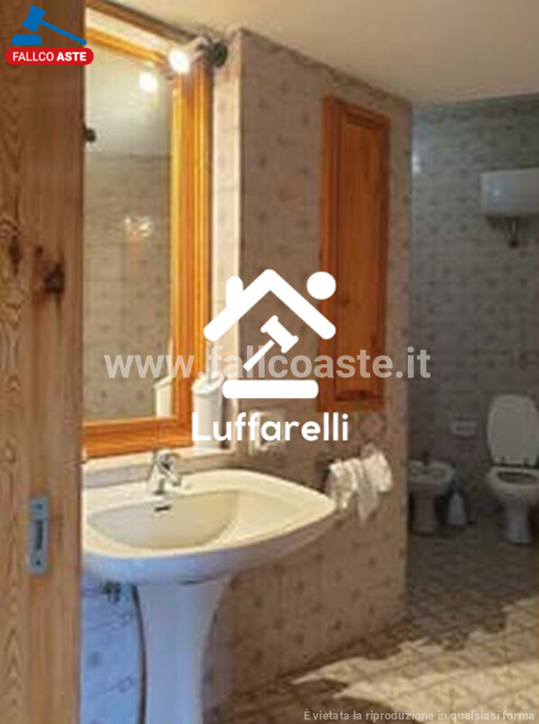 Immagine di APPARTAMENTO VIA DI VALLE DELLA MULETTA – ROMA