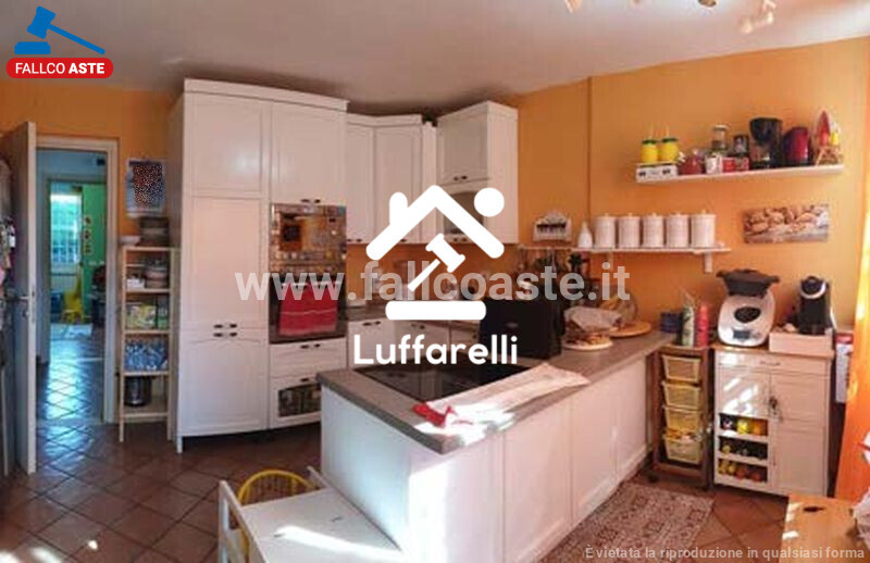 Immagine di APPARTAMENTO VIA DI VALLE DELLA MULETTA – ROMA