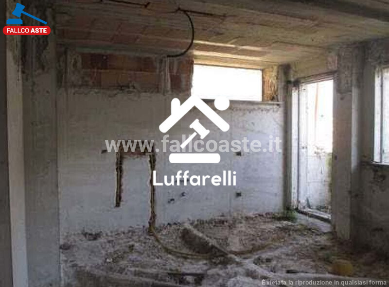 Immagine di LOCALE COMMERCIALE VICOLO DI S. MATTEO – ROMA