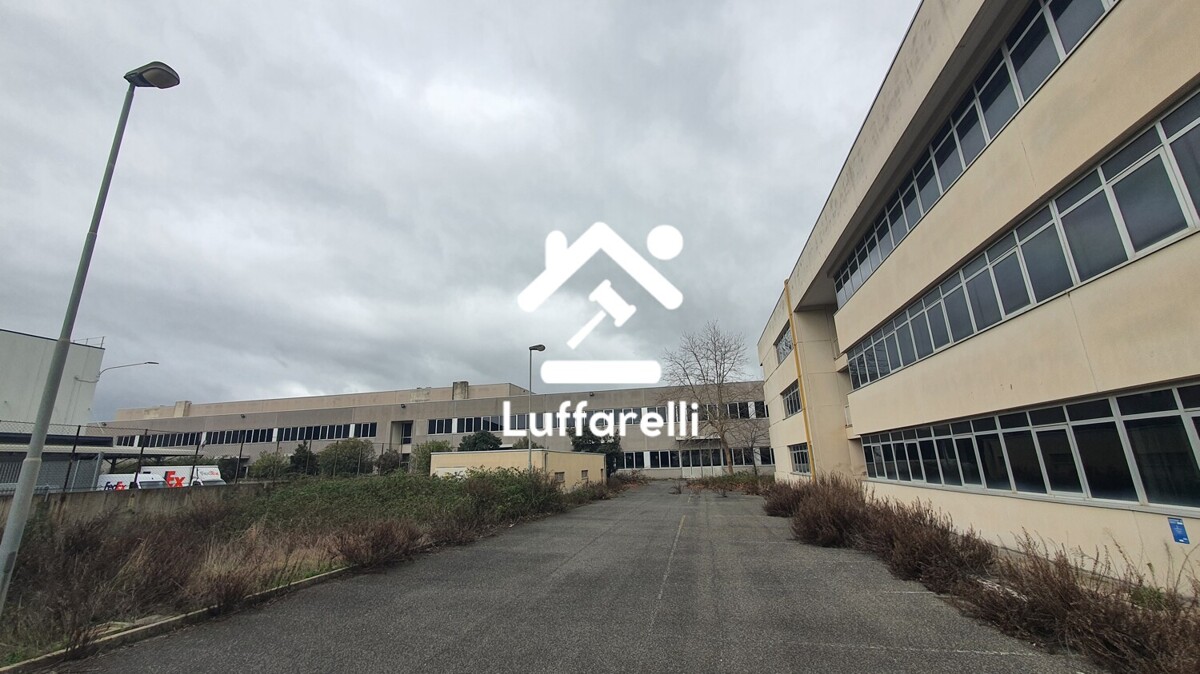 Immagine di ATTIVITÀ RICETTIVE / SCOPO COMMERCIALE VIA DELLE ARTI – FIUMICINO