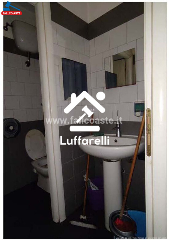 Immagine di LOCALE COMMERCIALE VIA PIETRO GASPARRI – ROMA