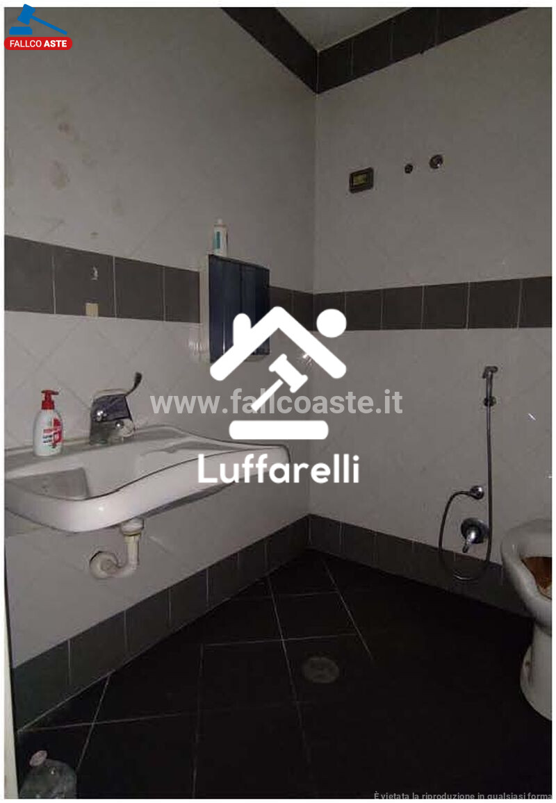 POSTO AUTO VIA LUIGI MAGLIONE - ROMA — foto 8