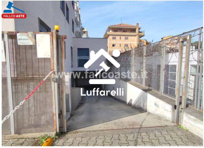 Immagine di LOCALE COMMERCIALE VIA PIETRO GASPARRI – ROMA
