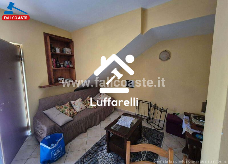 Immagine di APPARTAMENTO VIA CESIANO – CAVE