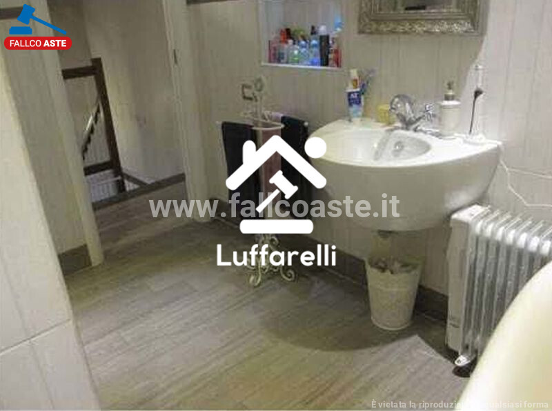 Immagine di CASA / VILLA VICOLO DI S. MATTEO – ROMA