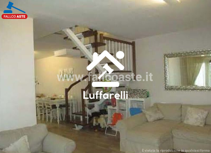 Immagine di CASA / VILLA VICOLO DI S. MATTEO – ROMA