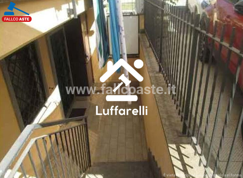 Immagine di LOCALE COMMERCIALE VICOLO DI S. MATTEO – ROMA