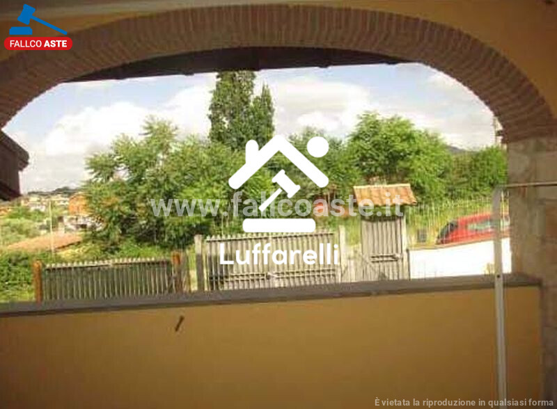 Immagine di LOCALE COMMERCIALE VICOLO DI S. MATTEO – ROMA