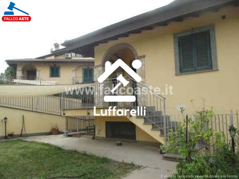 Immagine di LOCALE COMMERCIALE VICOLO DI S. MATTEO – ROMA