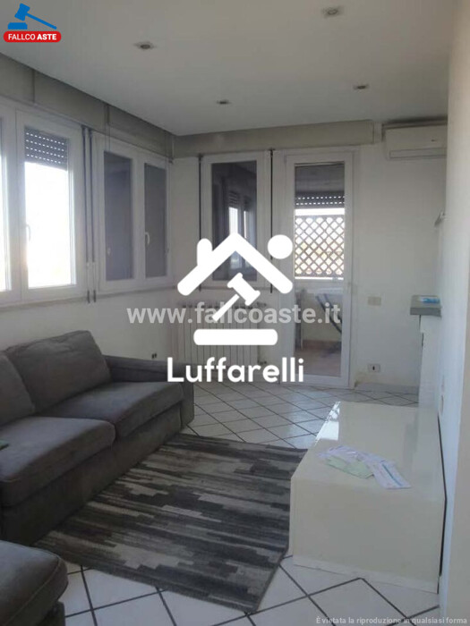 Immagine di APPARTAMENTO VIA MONTE S. SAVINO 14/A – ROMA