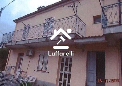 Immagine di CASA / VILLA CONTRADA CAVORÀ – GIMIGLIANO