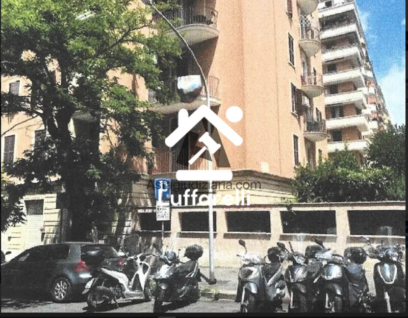 Immagine di CASA / VILLA VIA VETULONIA N. 59 – ROMA