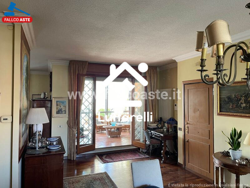 Immagine di DEPOSITO / MAGAZZINO VIA DELL’ORSA MAGGIORE – ROMA