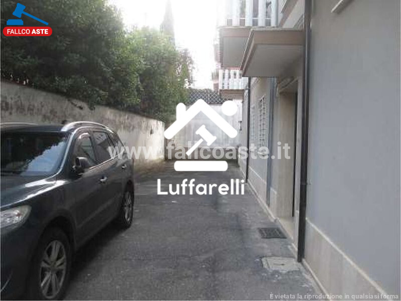 APPARTAMENTO VIA CAMPOFIORITO - ROMA — foto 5