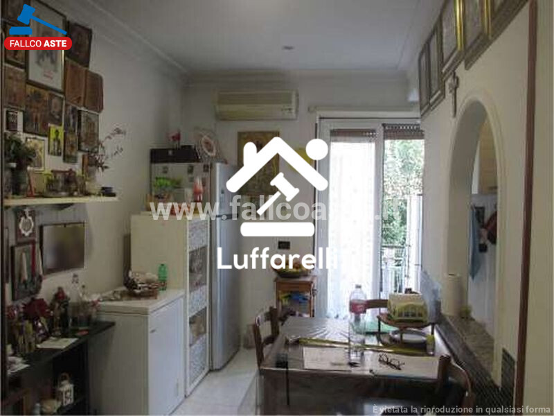 Immagine di APPARTAMENTO VIA CAMPOFIORITO – ROMA