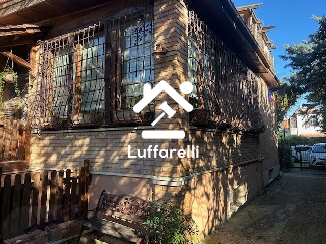 Immagine di APPARTAMENTO VIA LUCIO TREBELLIO N.19 – ROMA