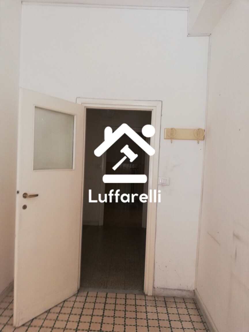 APPARTAMENTO VIA ARISTIDE LEONORI ROMA — foto 5