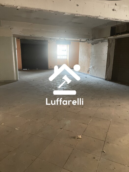 Immagine di LOCALE COMMERCIALE VIA ATTILIO AMBROSINI – ROMA