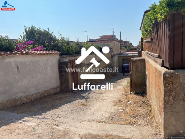GARAGE / POSTO AUTO VIA CATANIA - ARDEA — foto 7