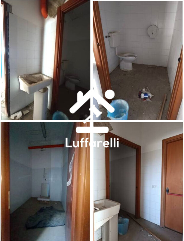 Immagine di CAPANNONE / IMMOBILI INDUSTRIALI VIA ANGELO MOLINARI – CIVITAVECCHIA