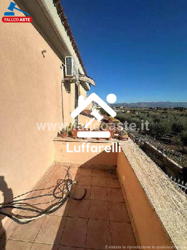 Immagine di CASA / VILLA VIA PICCIANO – ROMA