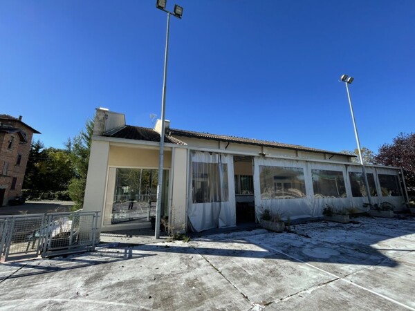 NEGOZIO O LOCALE COMMERCIALE VIA EZIO COMPARONI - REGGIO NELL'EMILIA — foto 8