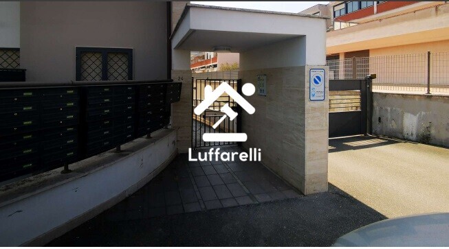 Immagine di LOCALE COMMERCIALE VIA DEI VOLSINI – LATINA