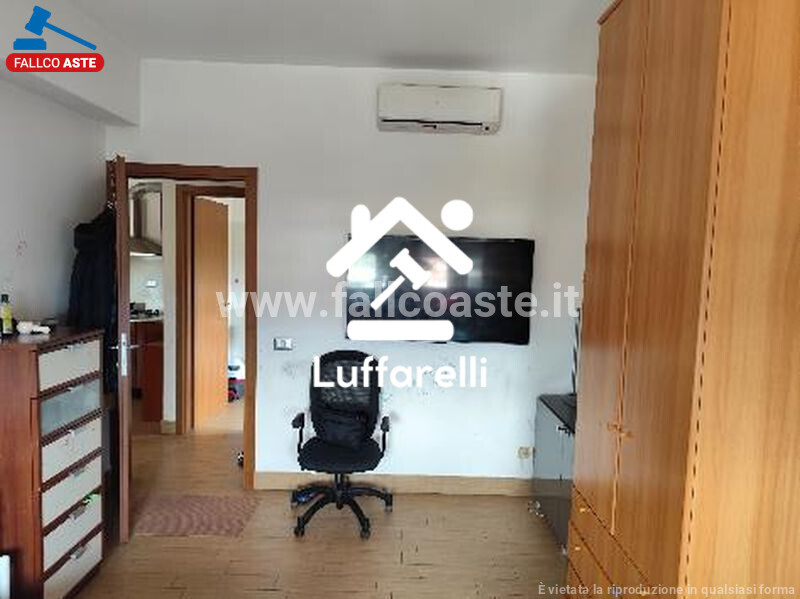 Immagine di APPARTAMENTO VIA RIOLA SARDO – ROMA