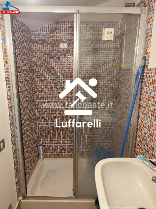 Immagine di APPARTAMENTO VIA RIOLA SARDO – ROMA