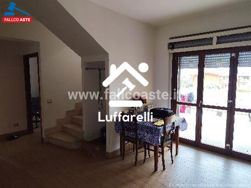 Immagine di APPARTAMENTO VIA RIOLA SARDO – ROMA