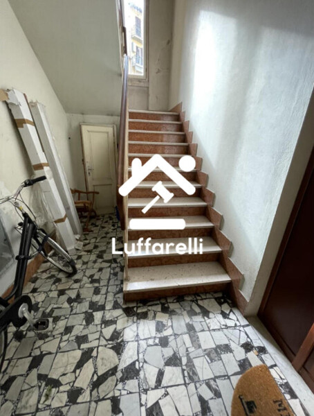 APPARTAMENTO VIA GIANDOMENICO ROMAGNOSI 13 - FIRENZE — foto 2