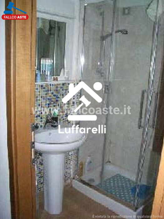 Immagine di APPARTAMENTO VIA RIOLA SARDO – ROMA
