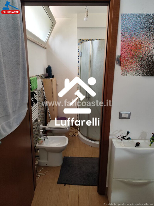 Immagine di APPARTAMENTO VIA RIOLA SARDO – ROMA
