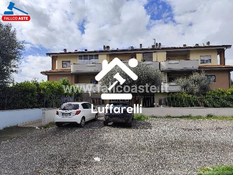 Immagine di APPARTAMENTO VIA RIOLA SARDO – ROMA