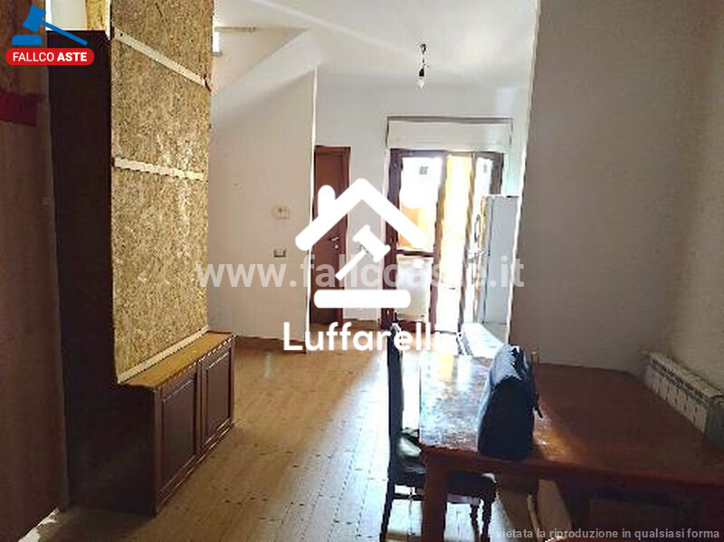 Immagine di APPARTAMENTO VIA RIOLA SARDO – ROMA