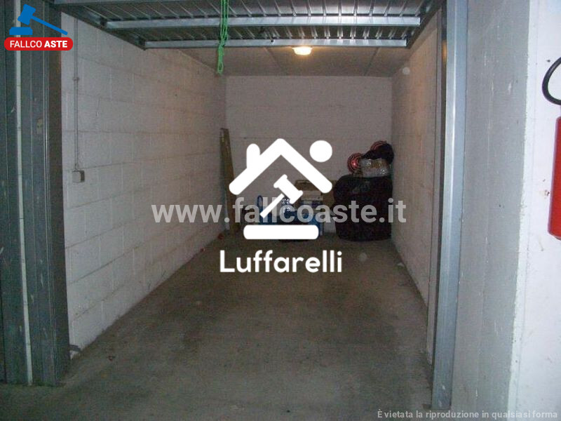 Immagine di APPARTAMENTO VIA RIOLA SARDO – ROMA